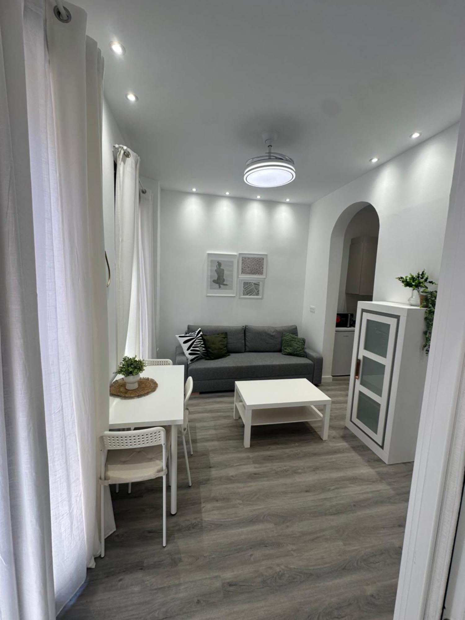 City Center Living Гранада Экстерьер фото